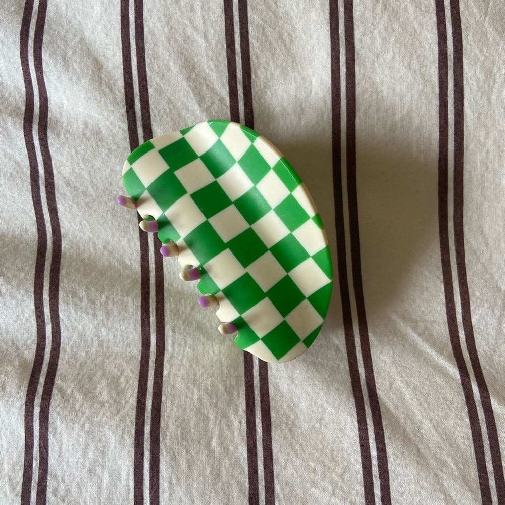 Chunks Checker Claw in Jester Green + Lavender
